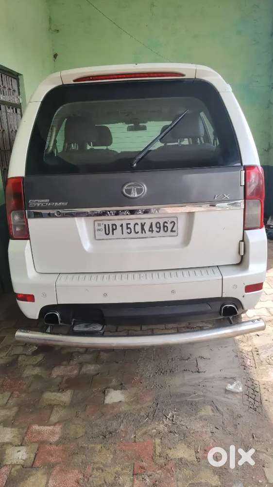 Tata Safari Storme 2017