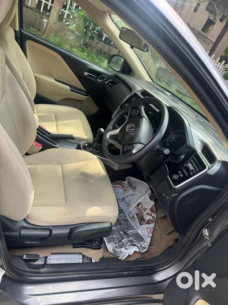 Honda City 1.5 V 5th Gen I-vtec Mt, 2017, Petrol