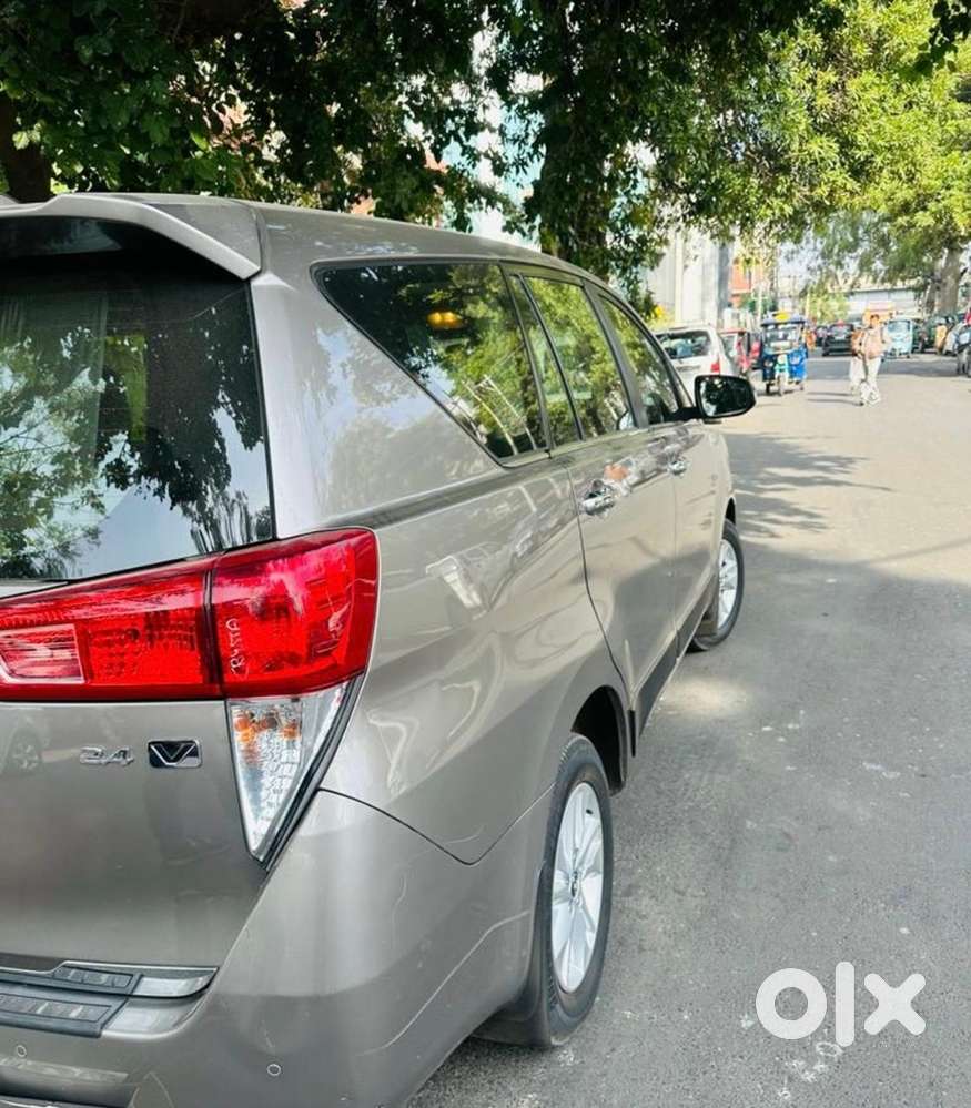 Toyota Innova Crysta 2020 Diesel 34000 Km Driven