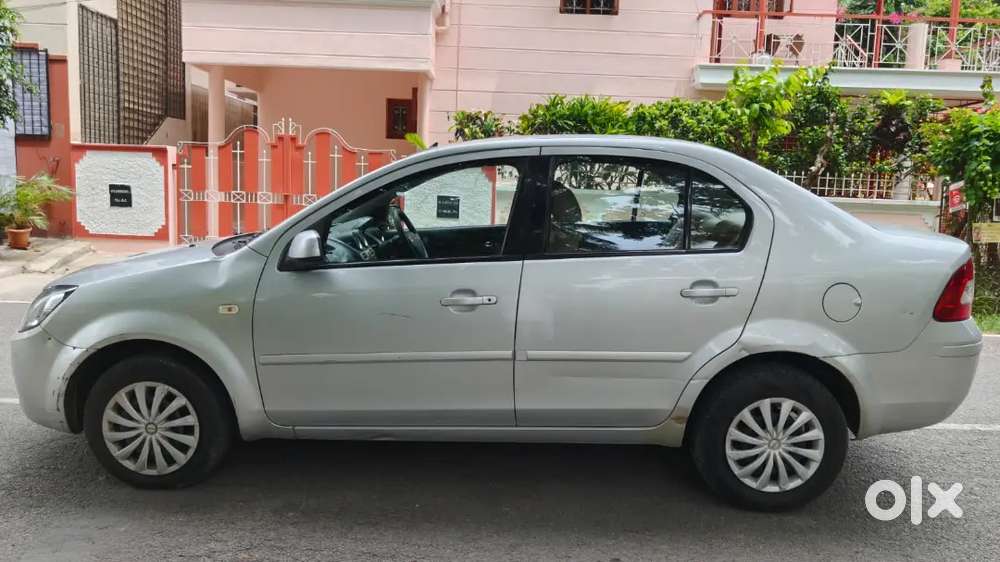 Ford Fiesta Model 2010, Km Driven