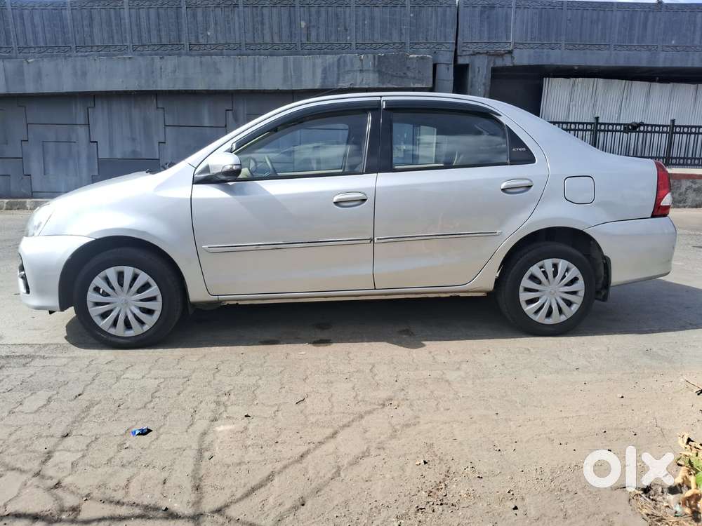 Toyota Etios 1.5 V, 2017, Petrol