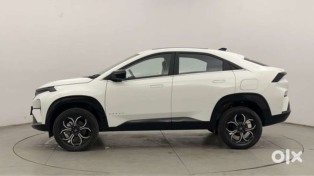 Tata Curvv Creative 1.2 Revotron Petrol 6mt, 2025, Petrol
