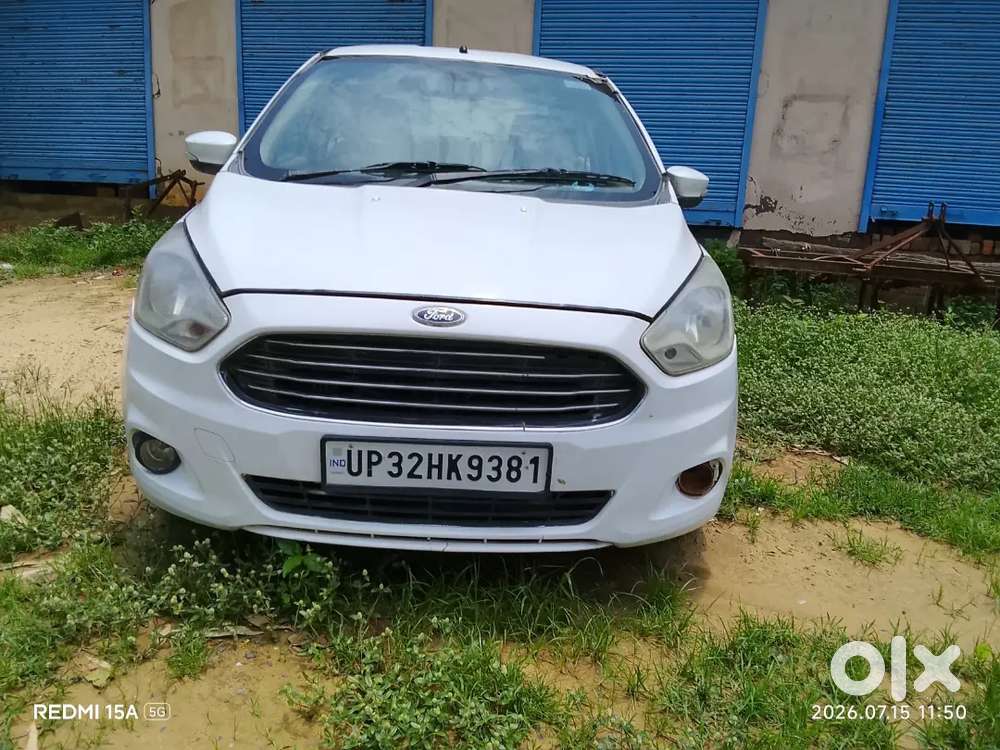 Ford Aspire Titanium Blu 2016