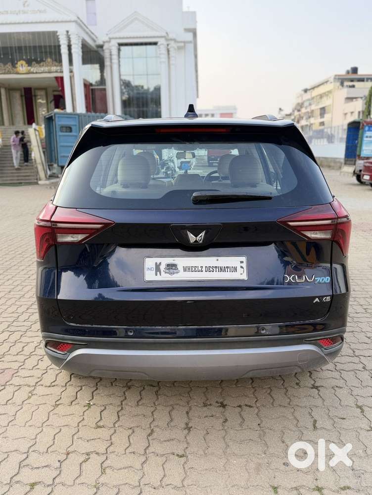 Mahindra Xuv700 2.0 Ax 5 Petrol At Str, 2022, Petrol