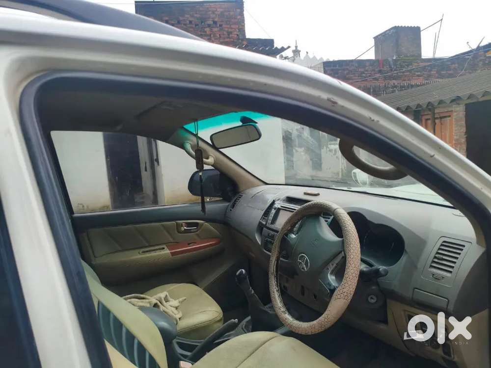 Toyota Fortuner 2013 Suv
