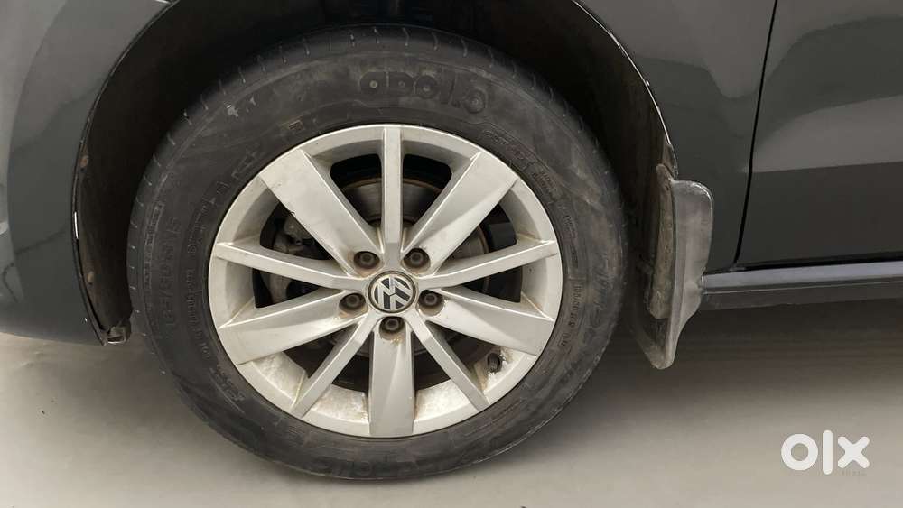 Volkswagen Polo 2009-2013 Petrol Highline 1.2l, 2015, Petrol