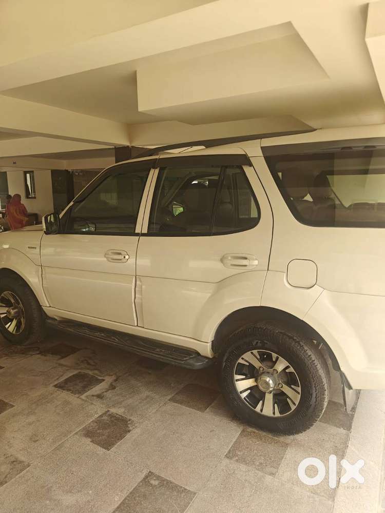 Tata Safari Storme 2016 Diesel Well Maintained Mint Condition