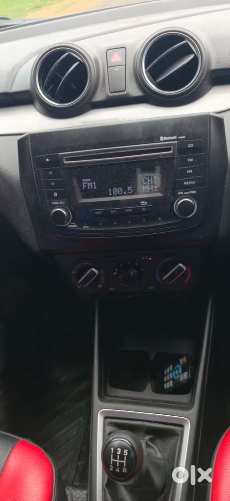 Maruti Suzuki Swift Vvt Vxi, 2021, Petrol