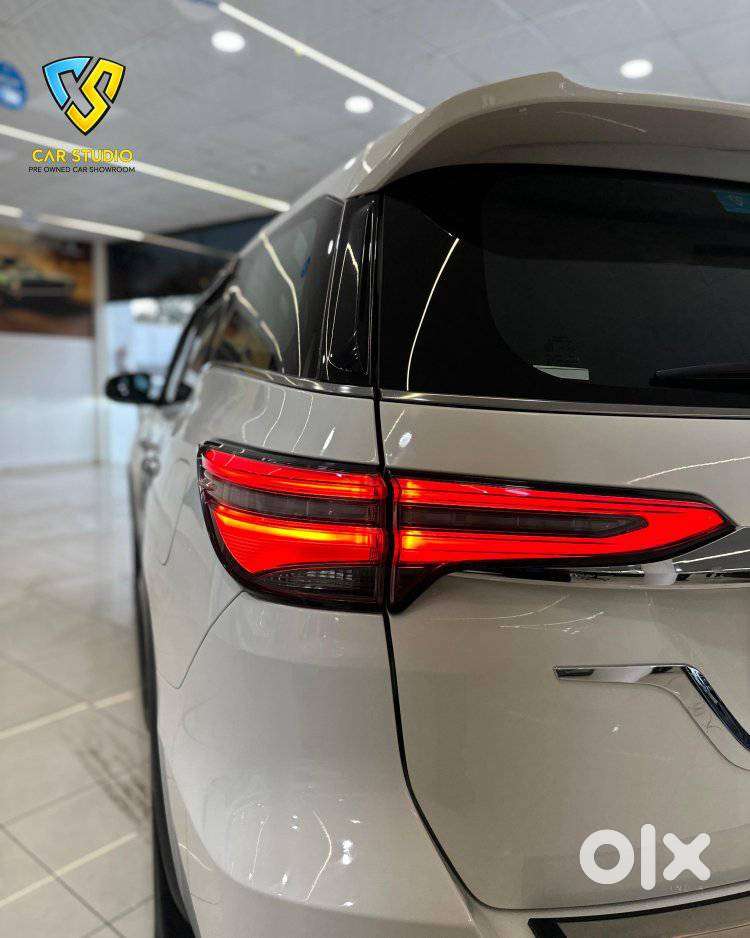 Toyota Fortuner 4x2 Mt 2.8 Diesel, 2021, Diesel