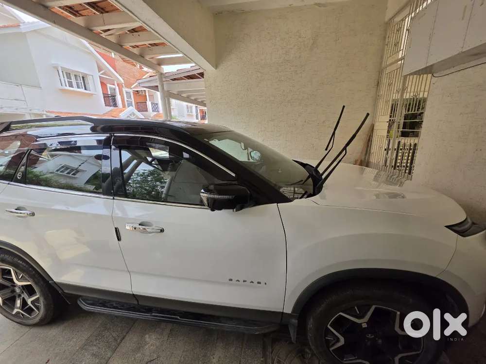 Urgent Sale - Tata Safari Accomplished Dual Tone White