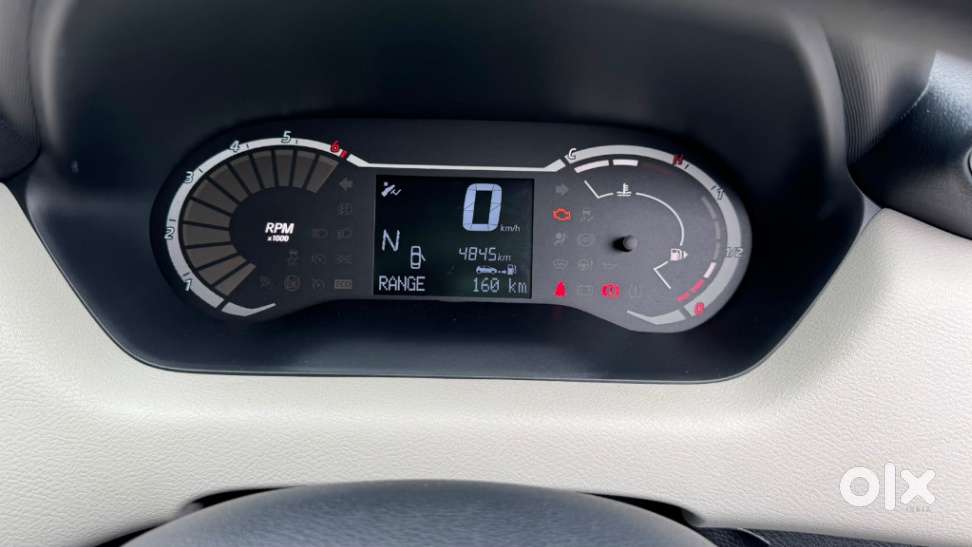 Nissan Magnite, 2024, Petrol