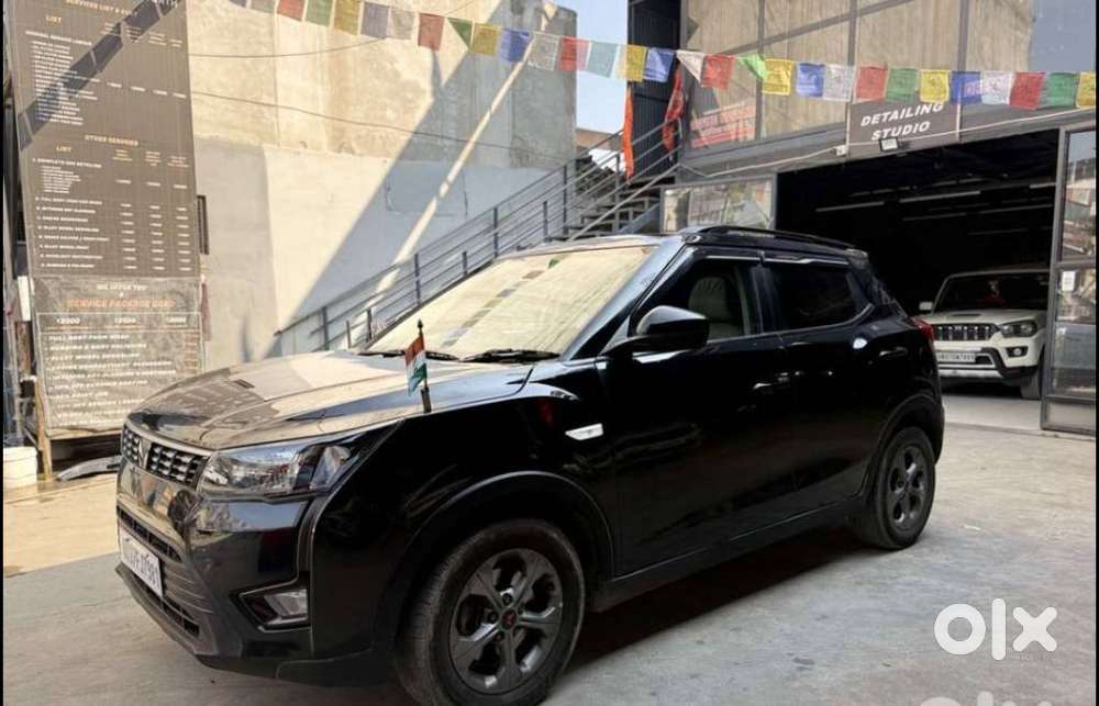 Mahindra Xuv300 W6, 2023, Petrol