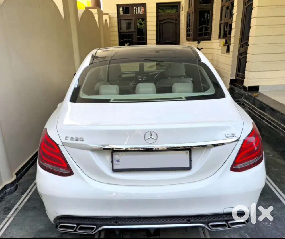 Mercedes Benz C220d 2015 Last Brand New Condition