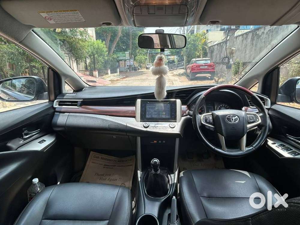 Toyota Innova Crysta 2.4 V, 2016, Diesel