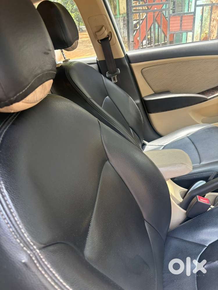 Hyundai Verna Petrol 2015