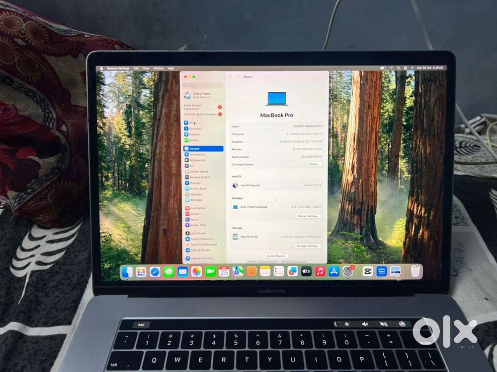 Macbook pro 16gb ram i7 with touchbaar 15 inch screen