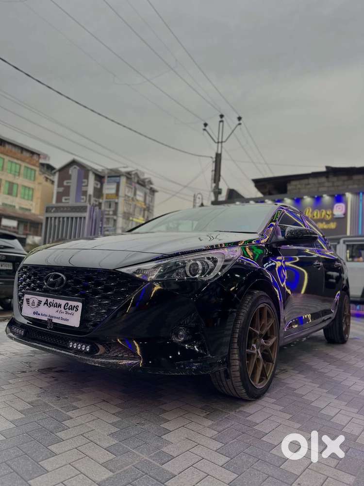 Hyundai Verna, 2023, Petrol