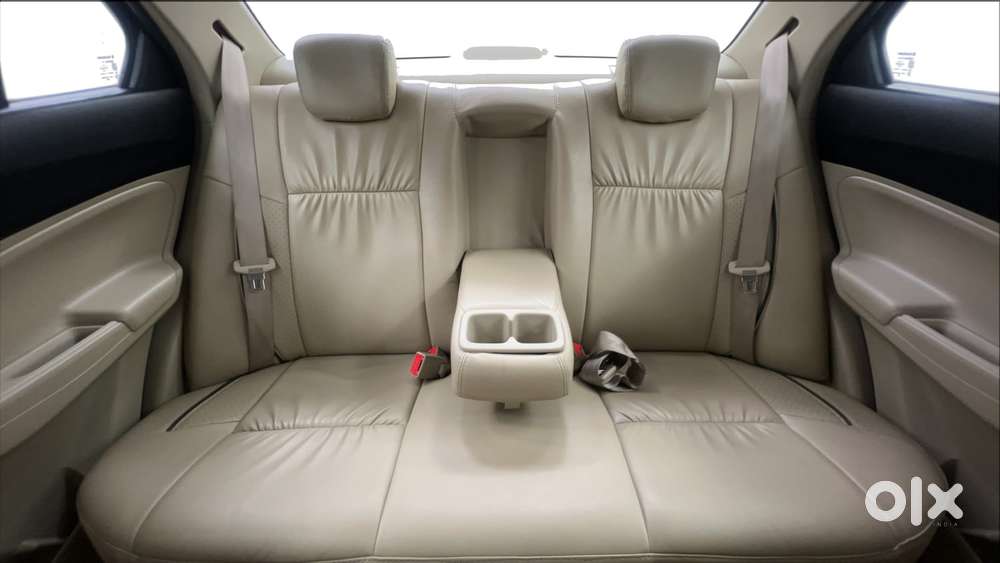 Maruti Suzuki Dzire 1.2 Zxi Plus Amt, 2017, Petrol