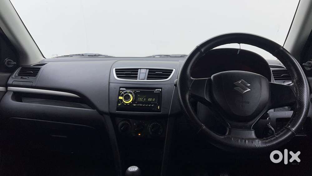 Maruti Suzuki Swift 1.2 Lxi (o), 2017, Petrol