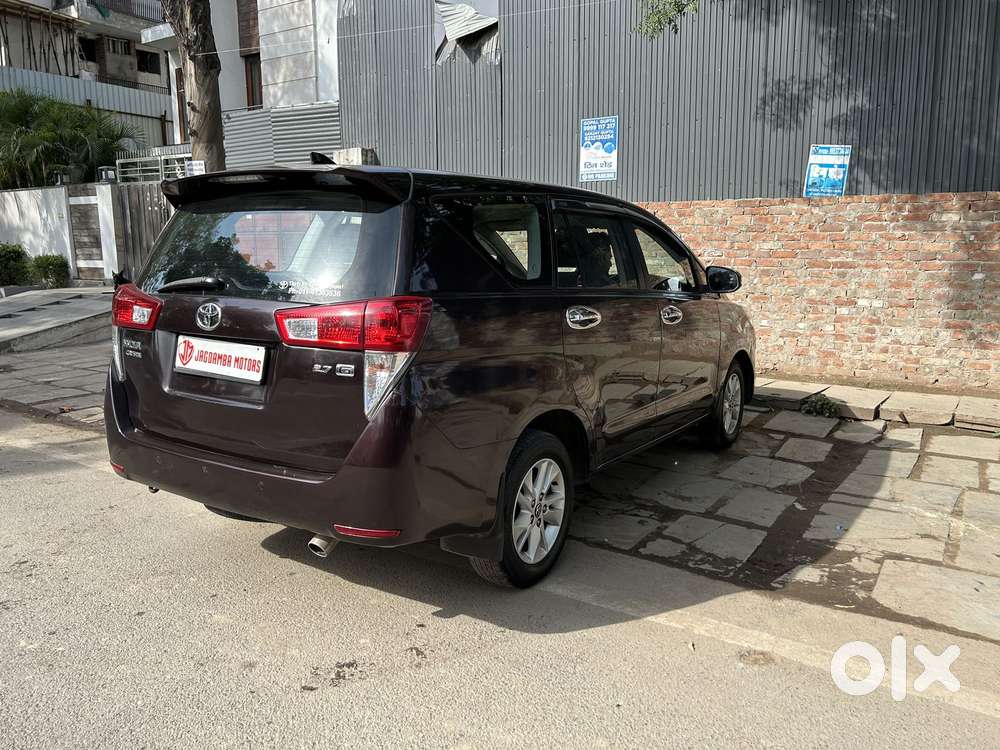 Toyota Innova Crysta 2.8 Gx At, 2018, Petrol