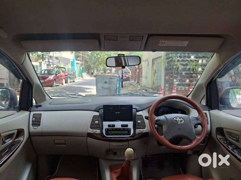 Toyota Innova 2.5 Vx 8 Str Bs-iii, 2012, Diesel