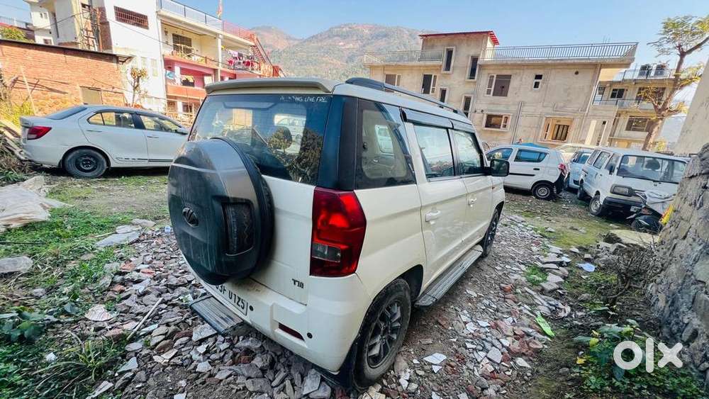 Mahindra Tuv 300 2018 Diesel Good Condition