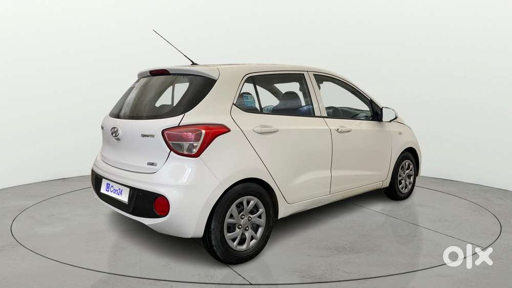 Hyundai Grand I10 Sportz 1.2 Kappa Vtvt, 2017, Cng & Hybrids