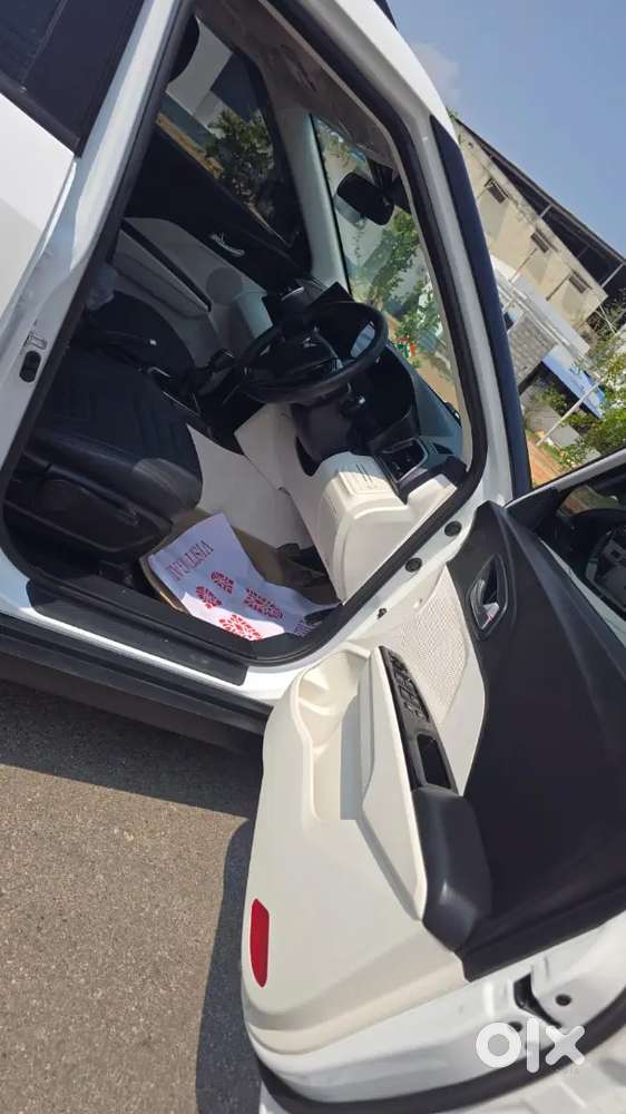 Mahindra Xuv 3xo 2025