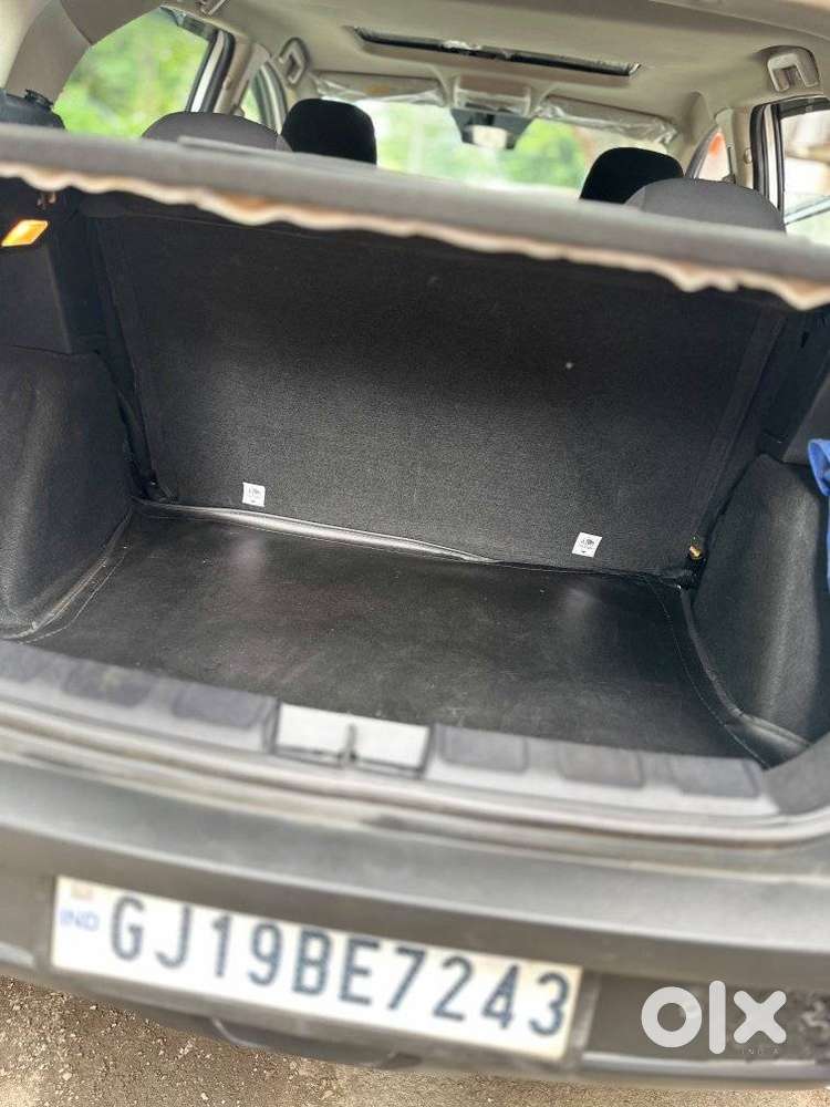 Tata Nexon, 2023, Petrol