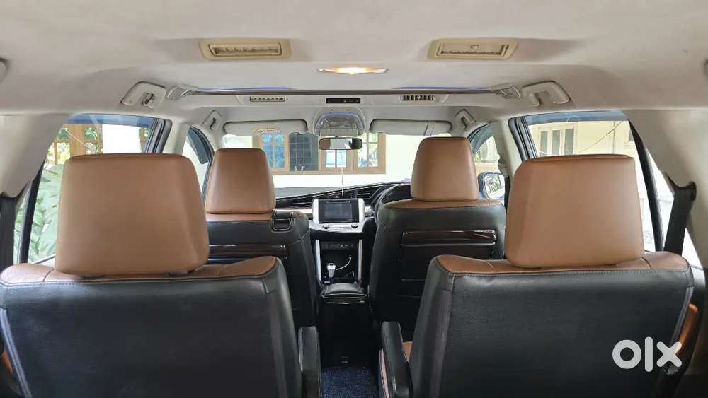 Toyota Innova Crysta 2019