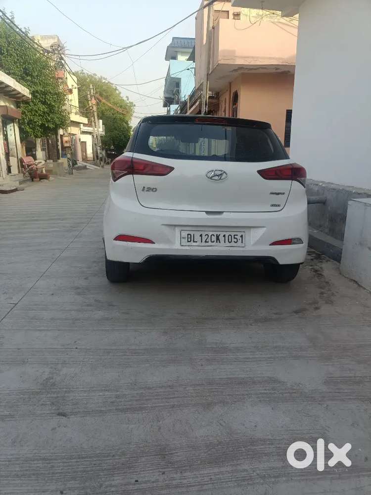 Hyundai New I20 2015 Petrol 96000 Km Driven