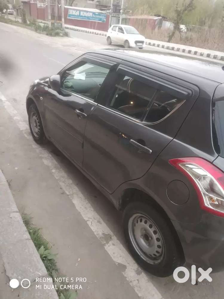 Maruti Suzuki Swift 2017 Petrol Kashmiri Owner With All Documentation