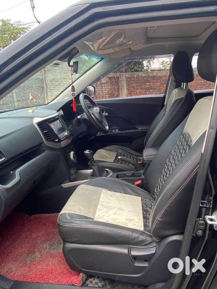 Mahindra Xuv300 Turbosport W8, 2023, Petrol