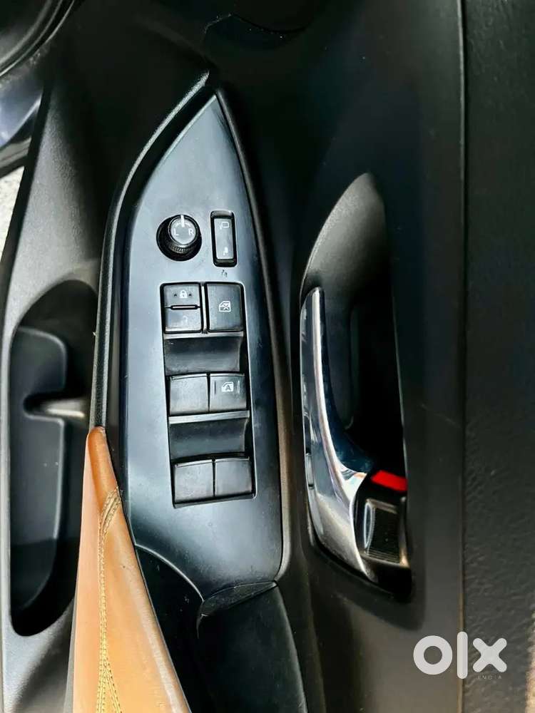 Toyota Innova Crysta 2021