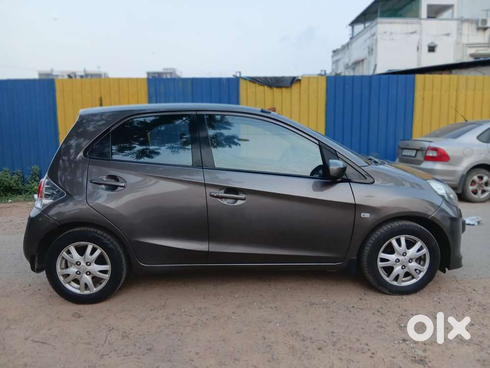 Honda Brio 2011-2013 V Mt, 2012, Petrol