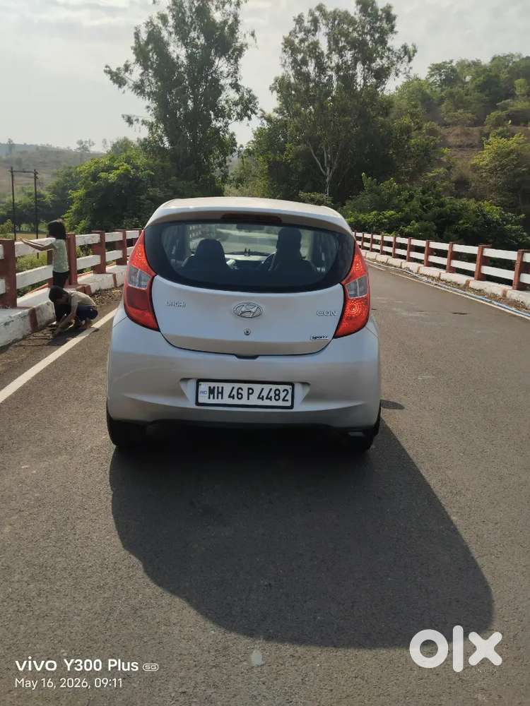 Hyundai Eon 2012 Petrol Well Maintained