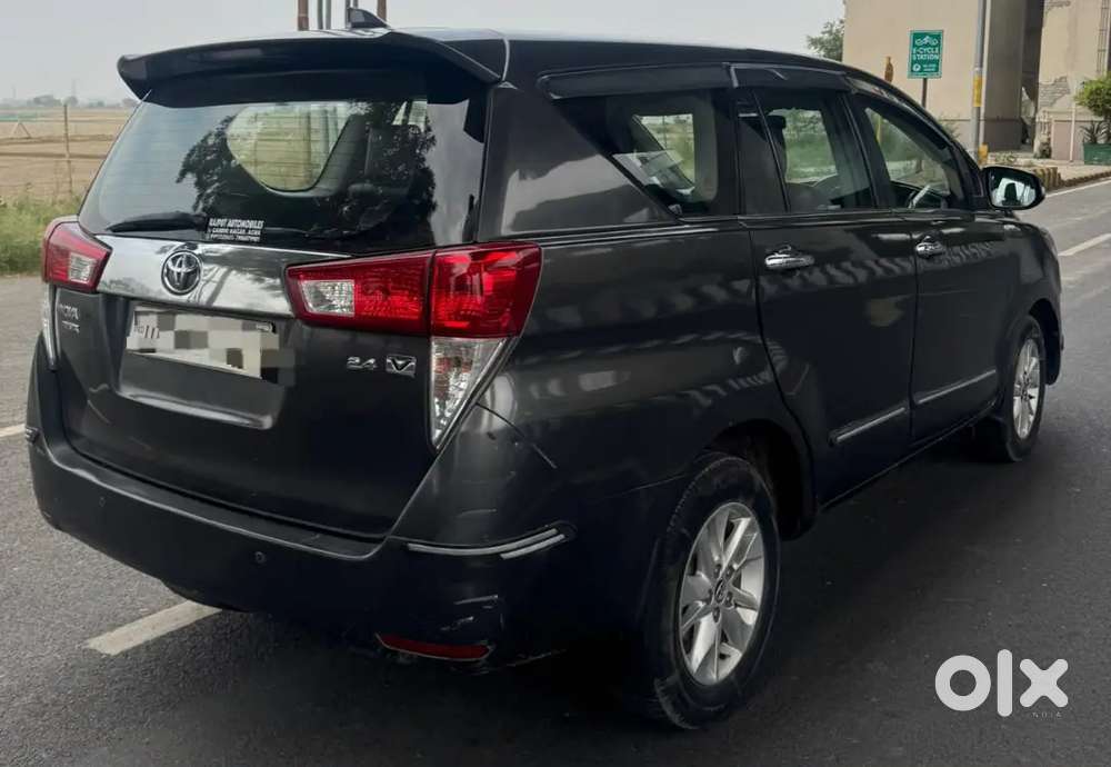 Toyota Innova Re Reg Crysta 2.4  V  2017 Sale