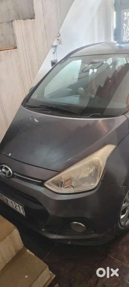 Hyundai Grand I10 2015 Petrol Year