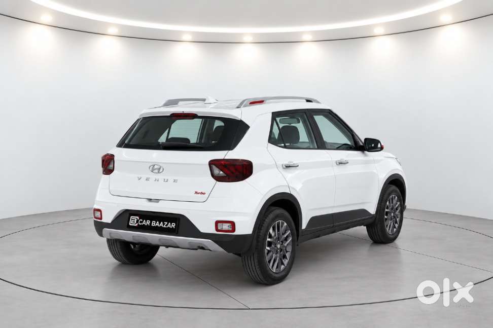 Hyundai Venue Sx Dual Tone Turbo, 2022, Petrol