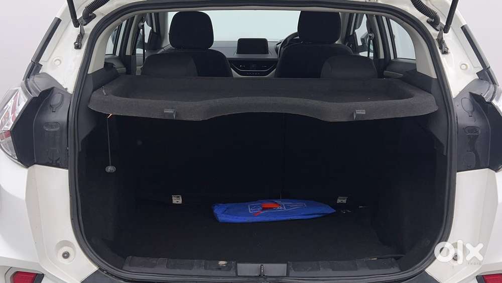 Tata Nexon 1.5 Revotorq Xz Plus Hs Dual Tone, 2022, Diesel