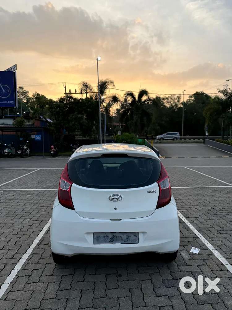 Hyundai Eon Era 2013 Manual Petrol