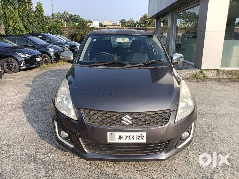 Maruti Suzuki Swift Vxi 1.2 Abs Bs-iv, 2017, Petrol