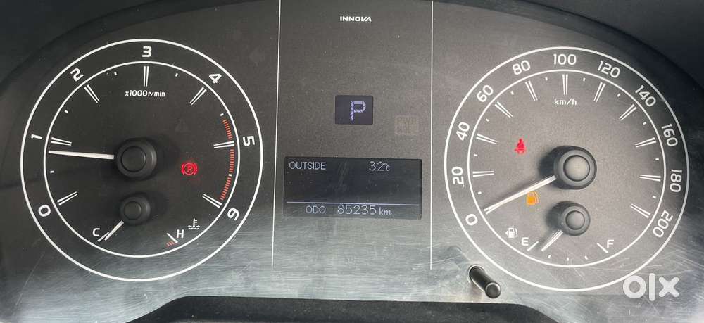 Toyota Innova Crysta [2020-ongoing] 2.4 Gx At 7 Str, 2021, Diesel