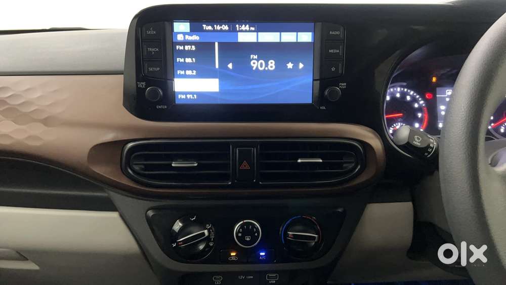 Hyundai Aura 1.2 Sx Cng, 2024, Cng & Hybrids