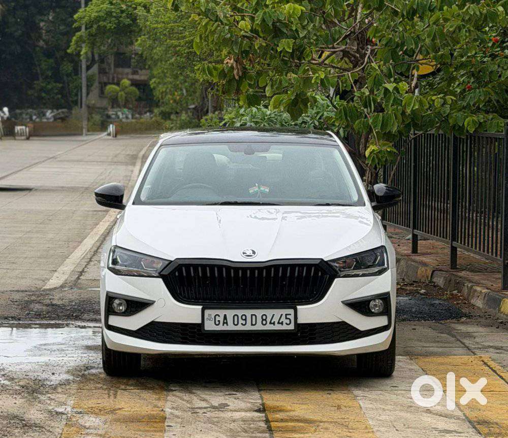 Skoda Slavia, 2023, Petrol