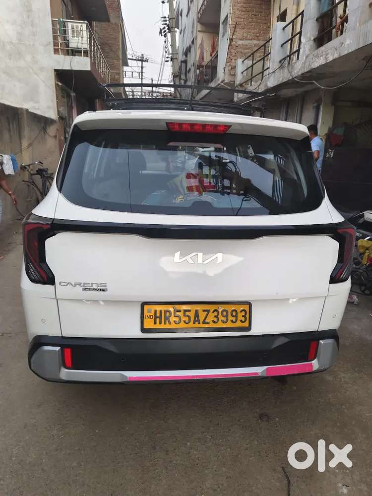 Kia Carens Clavis 2025 Cng & Hybrids Well Maintained