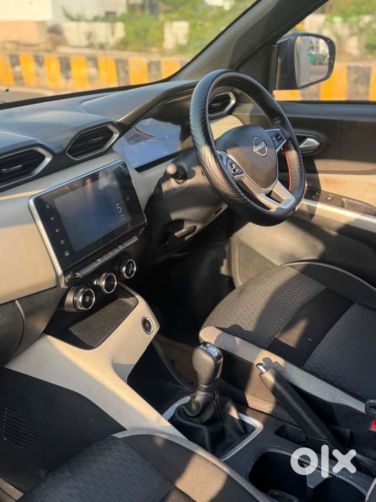 Nissan Magnite Automatic