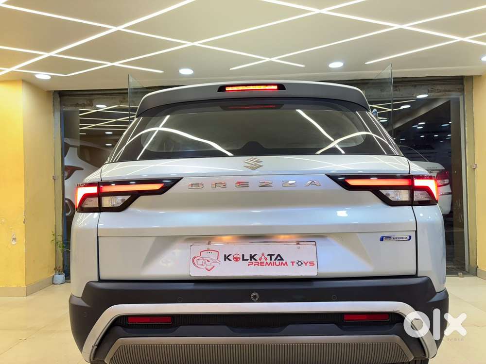 Maruti Suzuki Brezza 1.5 Vxi Smart Hybrid, 2023, Petrol