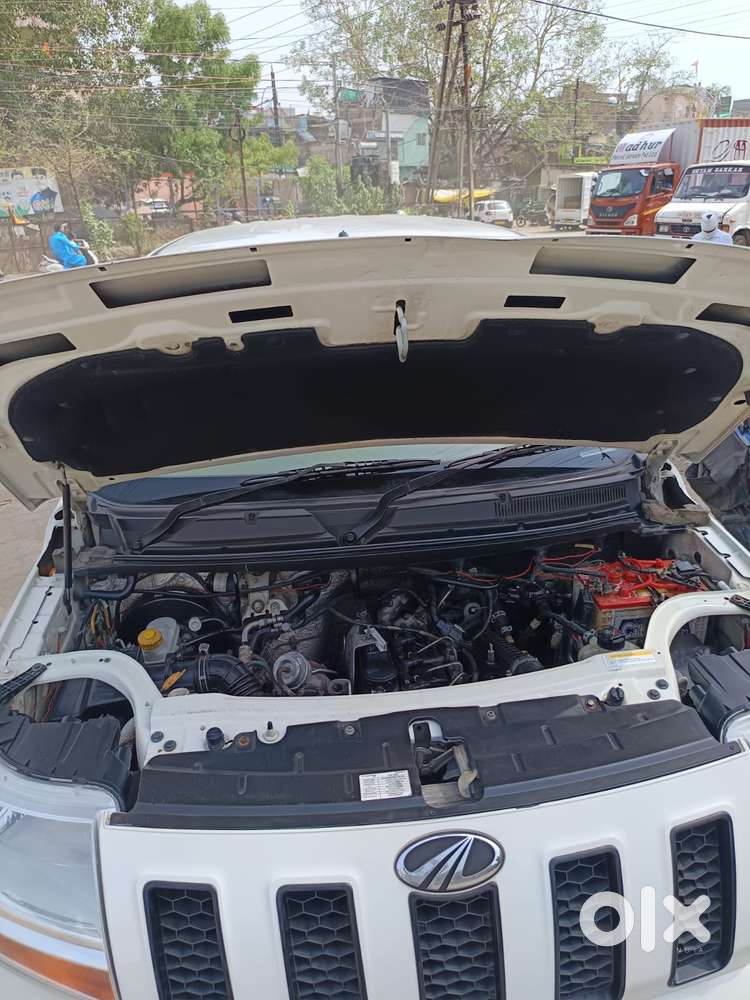 Mahindra Tuv 300 T4 Plus, 2019, Diesel