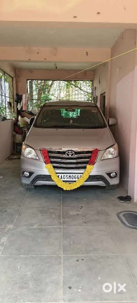 Toyota Innova 2014 Diesel Well Maintained